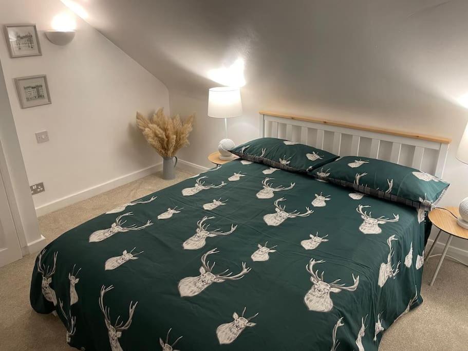 Stylish & Spacious 2 Storey, 3 Bed Apartment Gravesend Eksteriør billede