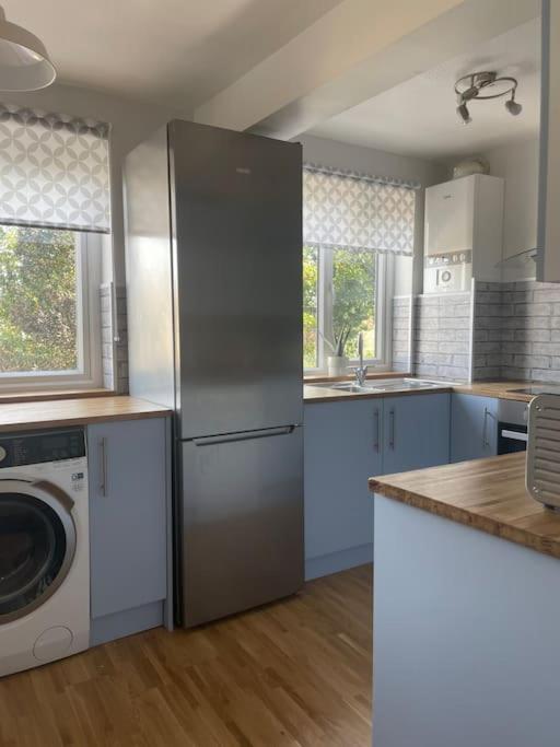 Stylish & Spacious 2 Storey, 3 Bed Apartment Gravesend Eksteriør billede