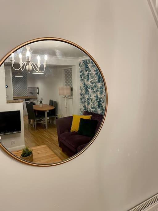 Stylish & Spacious 2 Storey, 3 Bed Apartment Gravesend Eksteriør billede